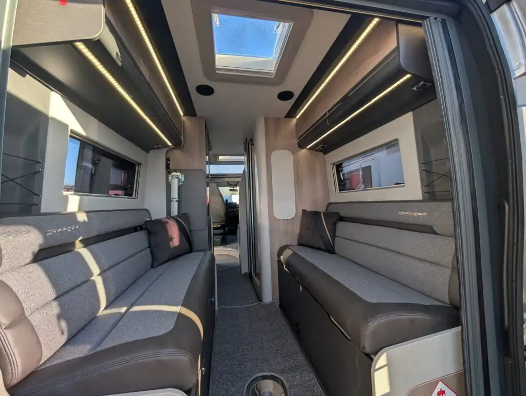 PXL 20251202 123041900