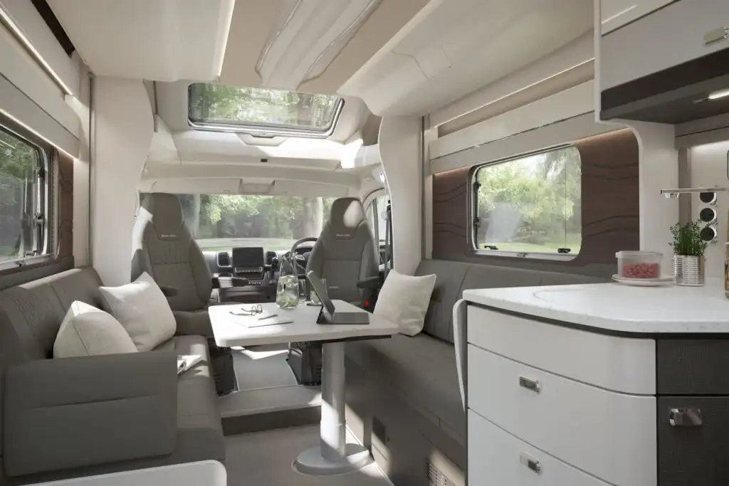 2027 Kontiki 740 FrontLounge SS 22 06 2026 1920x1920 1