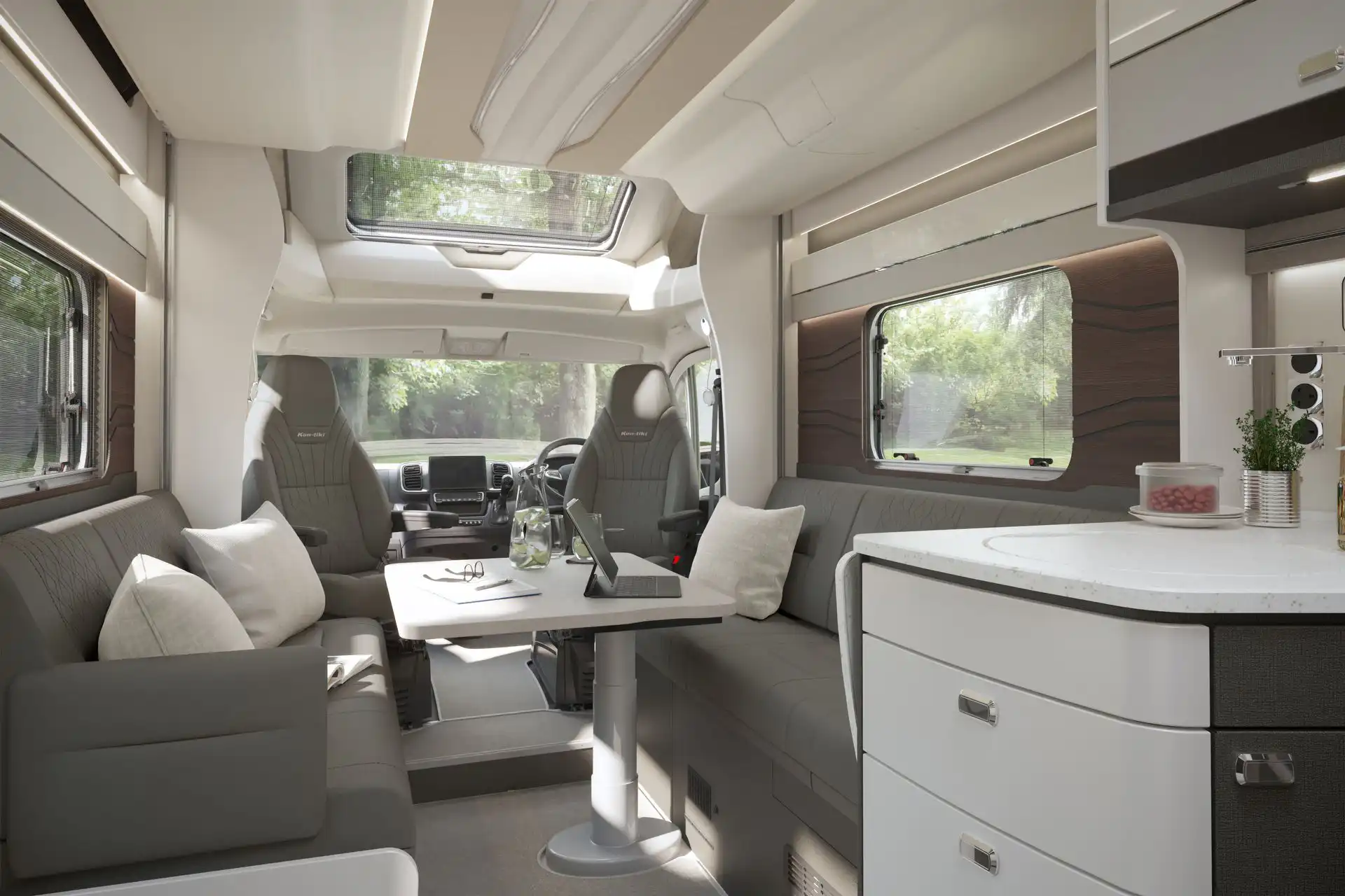 2027 Kontiki 740 FrontLounge SS 22 06 2026 1920x1920 1
