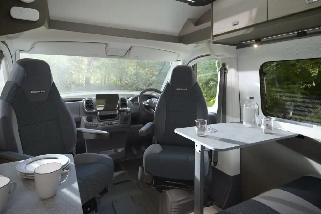 2027 Merlin 144 FrontLounge 21 05 2026 1920x1920 1 1