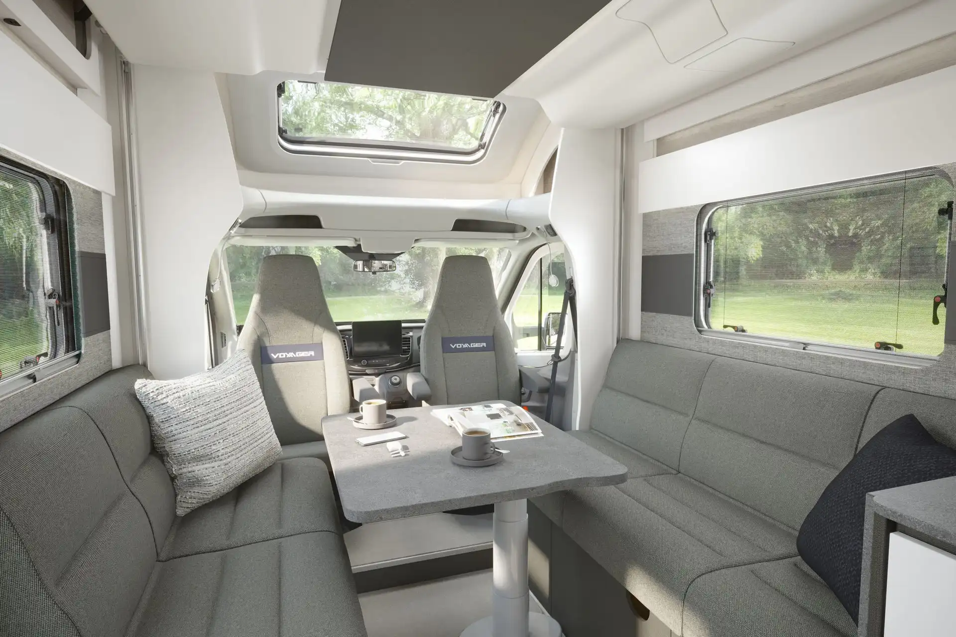 2027 Voyager 540 FrontLounge SS 11 06 2026 1920x1920 1