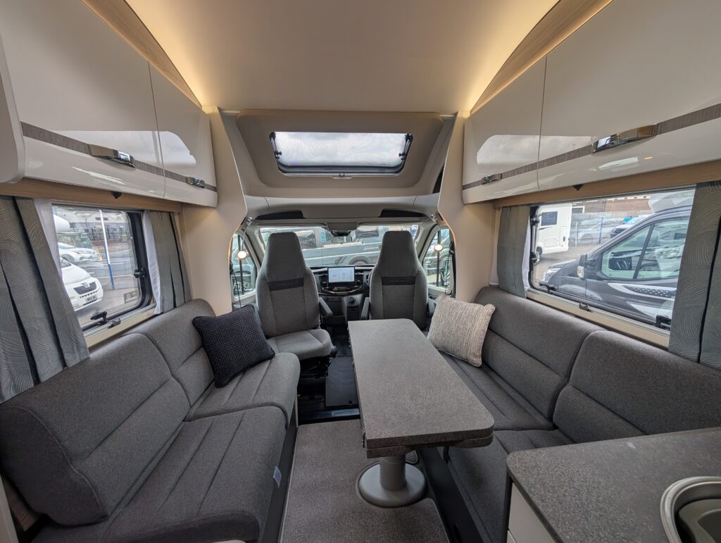 PXL 20250806 145753870