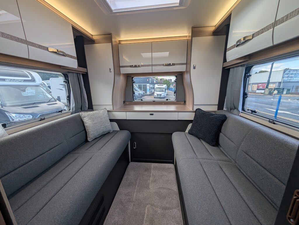 PXL 20250809 155705494