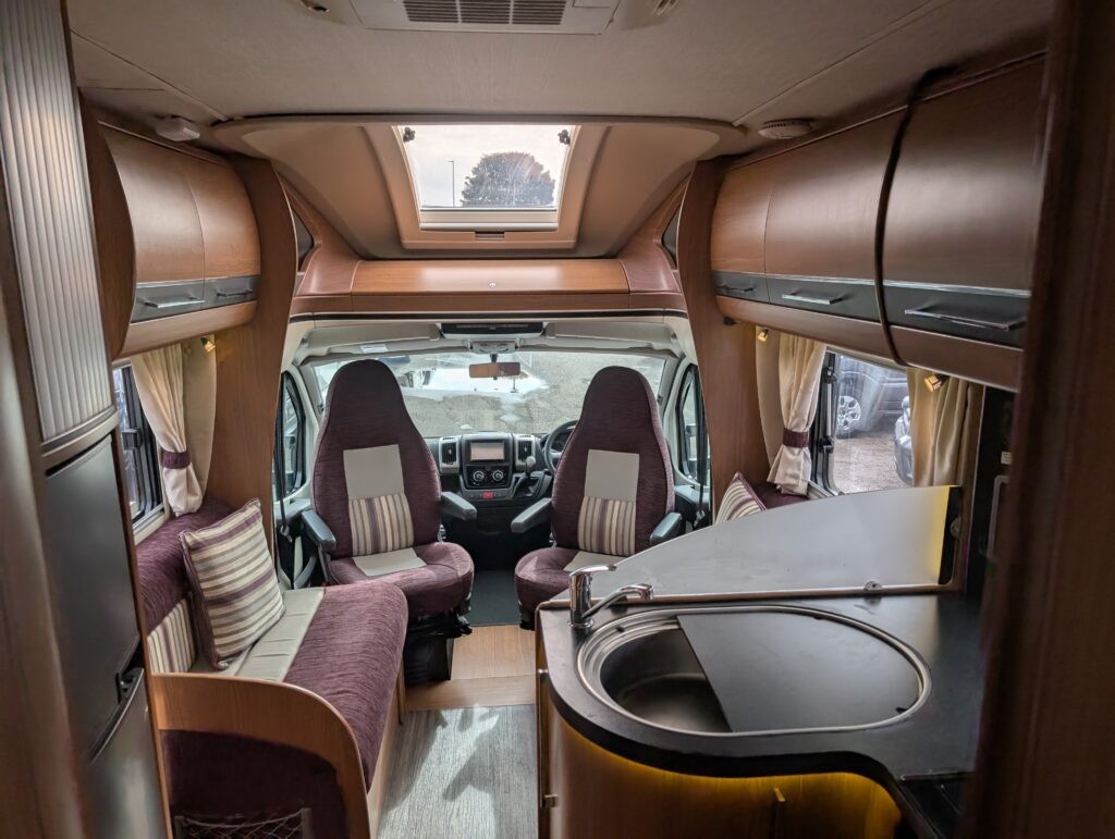 PXL 20251001 114054086