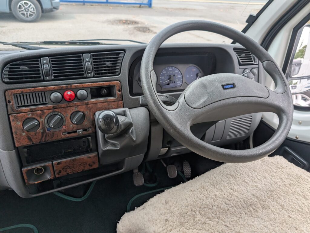 PXL 20251007 120115324